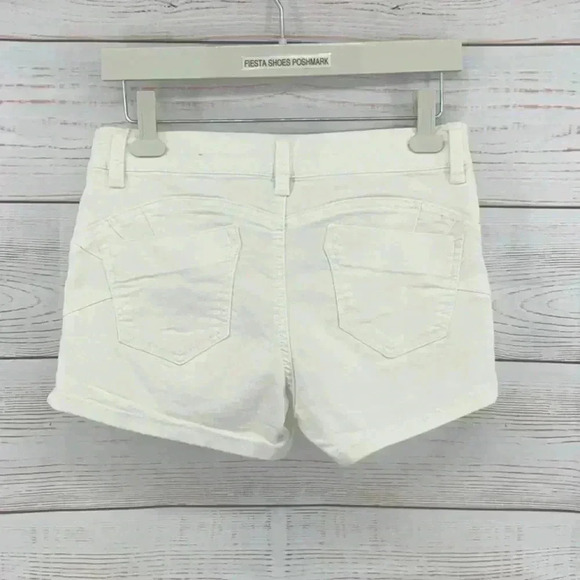 DENIM BLUE SPICE SHORT - Picture 2 of 3